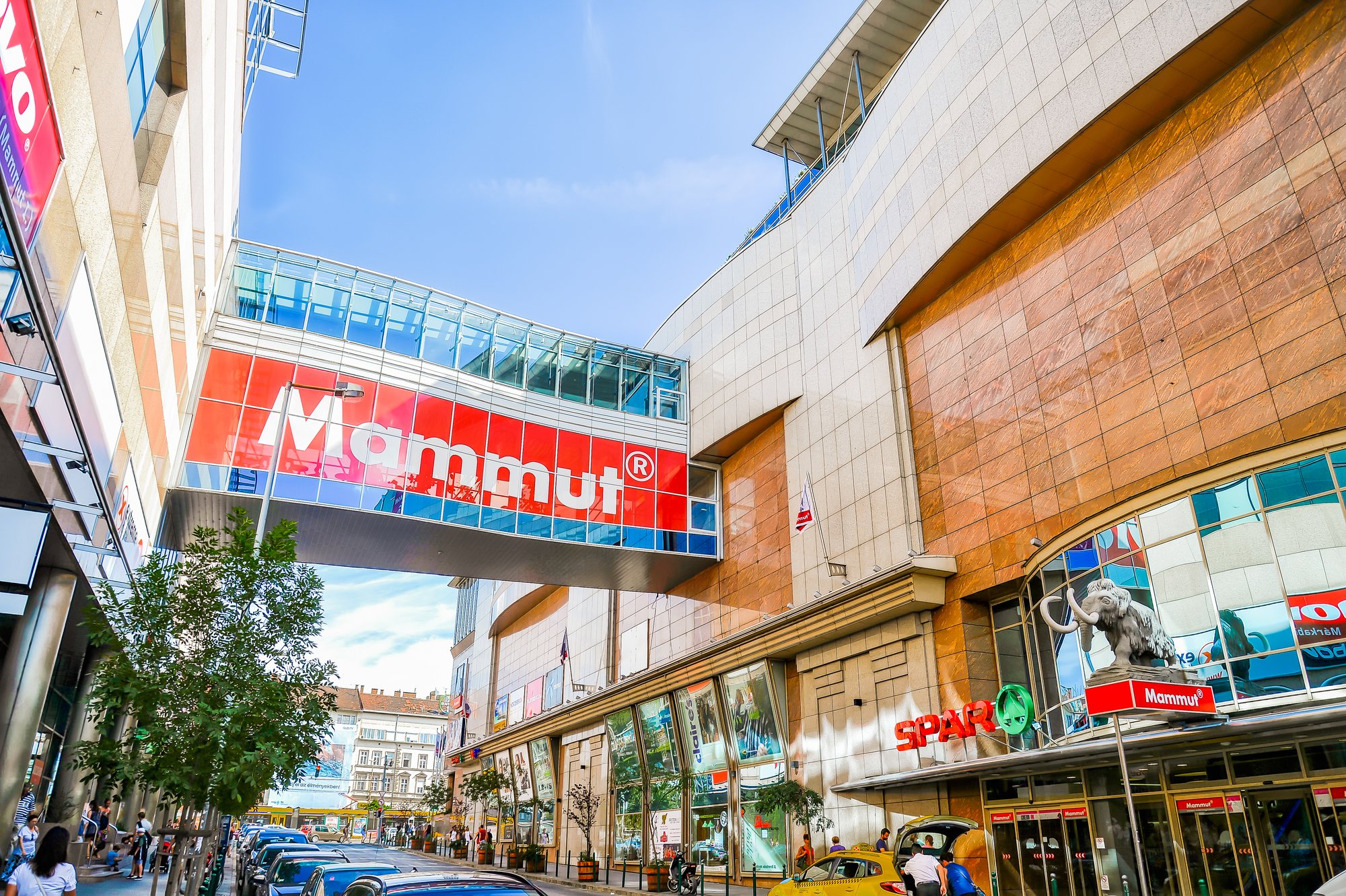 Mammut Shopping and Entertainment Centre