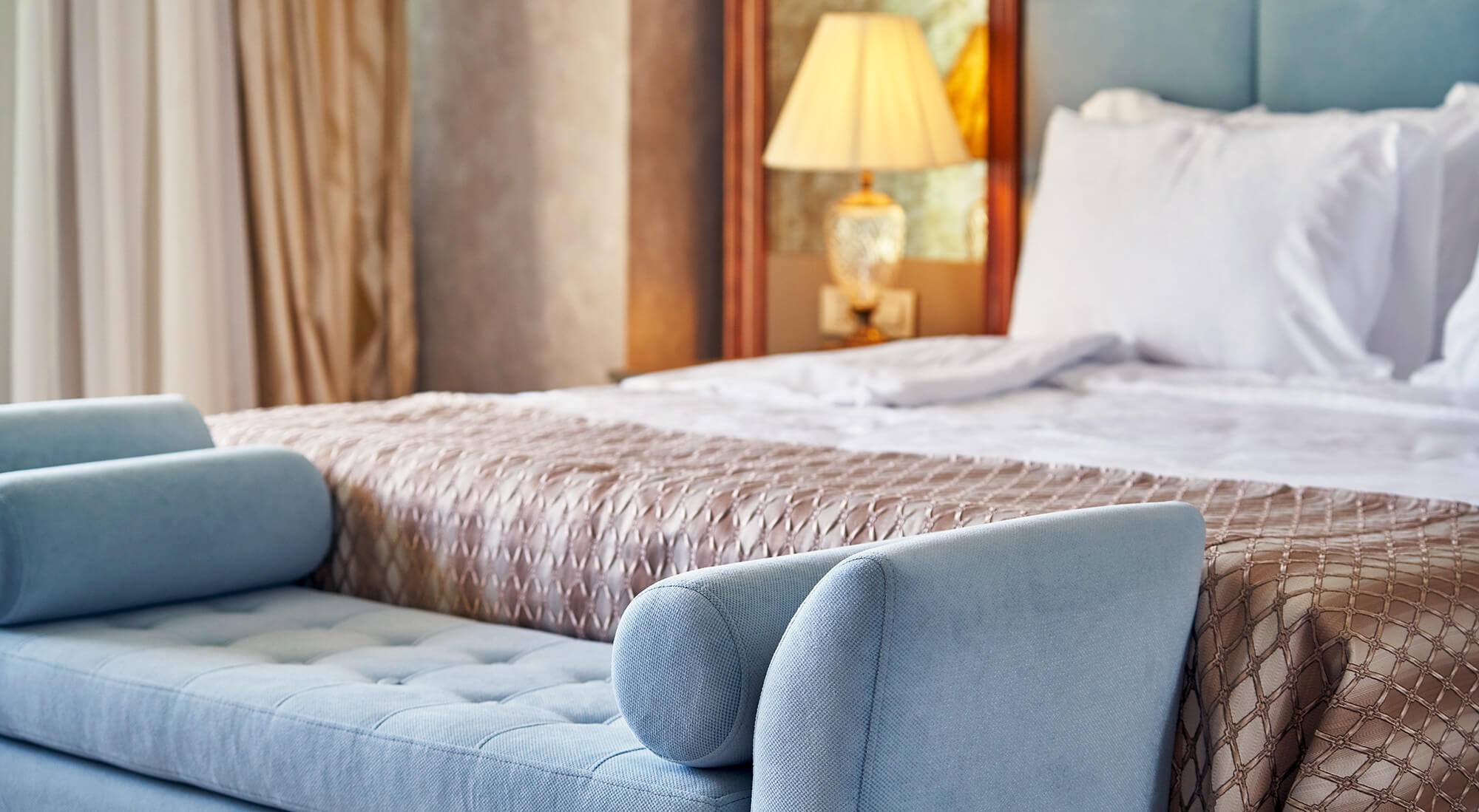 Banner-Hotel-room