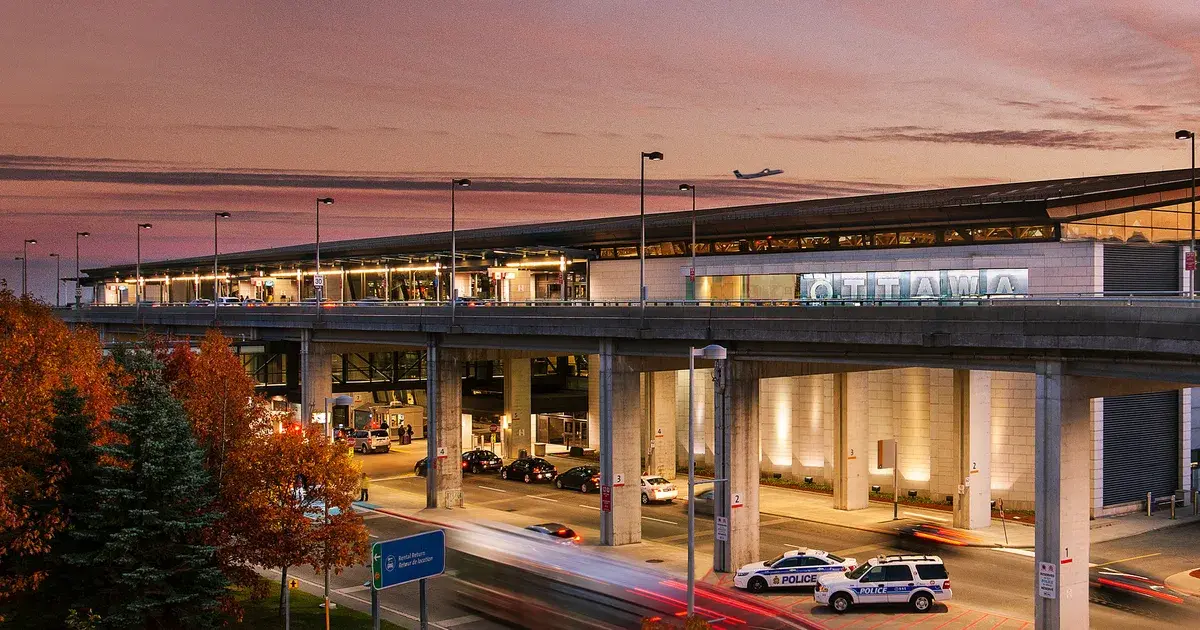 Ottawa International Airport (YOW)