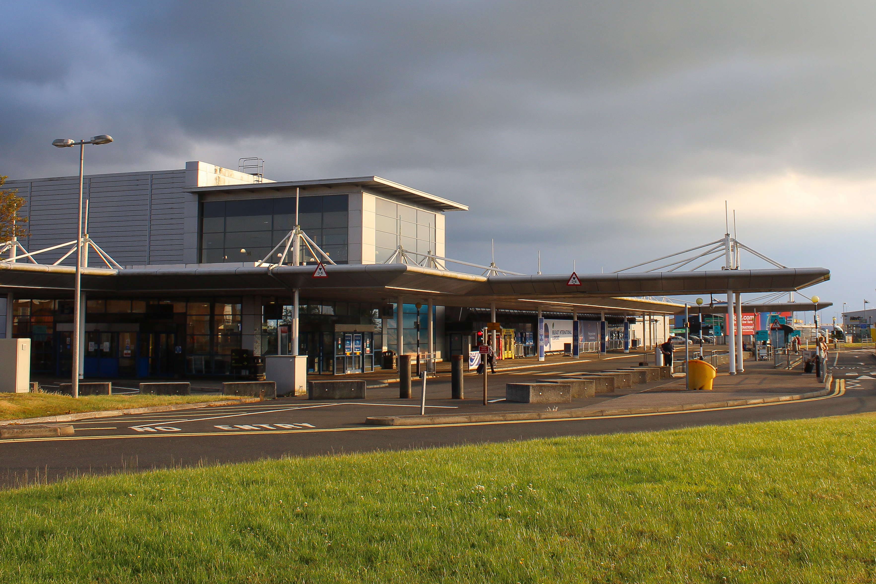 Belfast International Airport (BFS)