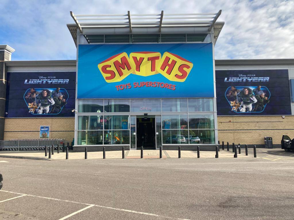 SMYTHS TOYS AUHOF