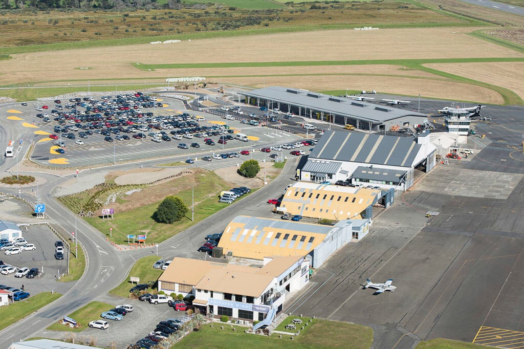 Invercargill Airport (IVC)